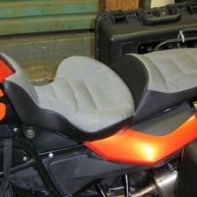 BMW F700GS: Solo with Smoke Sunbrella Inserts and Rectangle pattern