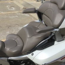 K1600GTL: Dual All Stone Vinyl with all pieces recovered