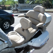 K1600GTLE Exclusive: Dual with RCP Drivers Backrest and all pieces recovered in Taupe Leather