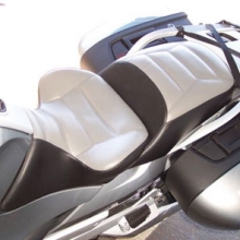 BMW R1200RT: Solo Vinyl Light Grey Insert | Rectangles