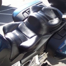 BMW K1200GT: Day-Long Dual Seat All Vinyl | Rectangles