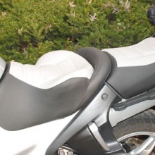 BMW R1150 RT: Solo Two-Tone.