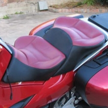 BMW R1200RT: Dual Red Leather Insert | Rectangles