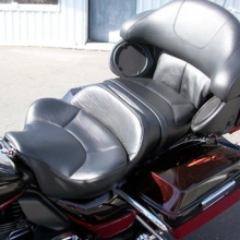 Harley-Davidson Ultra Classic: Day-Long Solo Half-Moon