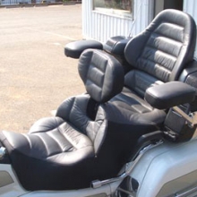 Honda GL 1500: Dual Leather Inserts with Rectangles & RCP Backrest