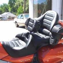 Honda GL 1800: Dual Day-Long All Leather. Rectangle Pattern - RCP Backrest