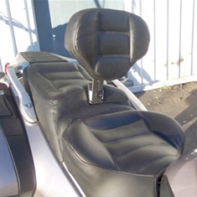 Honda ST 1300: Solo with Backrest.