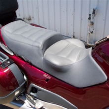 Honda ST 1100: Solo Medium Gray Insert / Graphite Sides