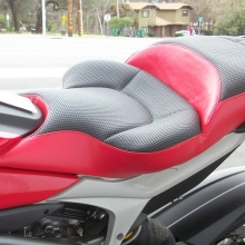 Solo with Basketweave Vinyl tops, Red vinyl sides, Halfmoon Pattern