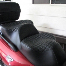 MP3 Piaggio: Day-Long Dual Black Small Square Pattern
