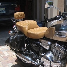 Triumph Thunder Dual all Tan Leather with Small Diamond pattern